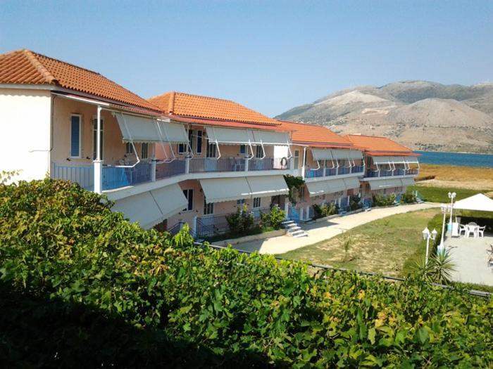 Liza Rooms Lixouri Exterior photo